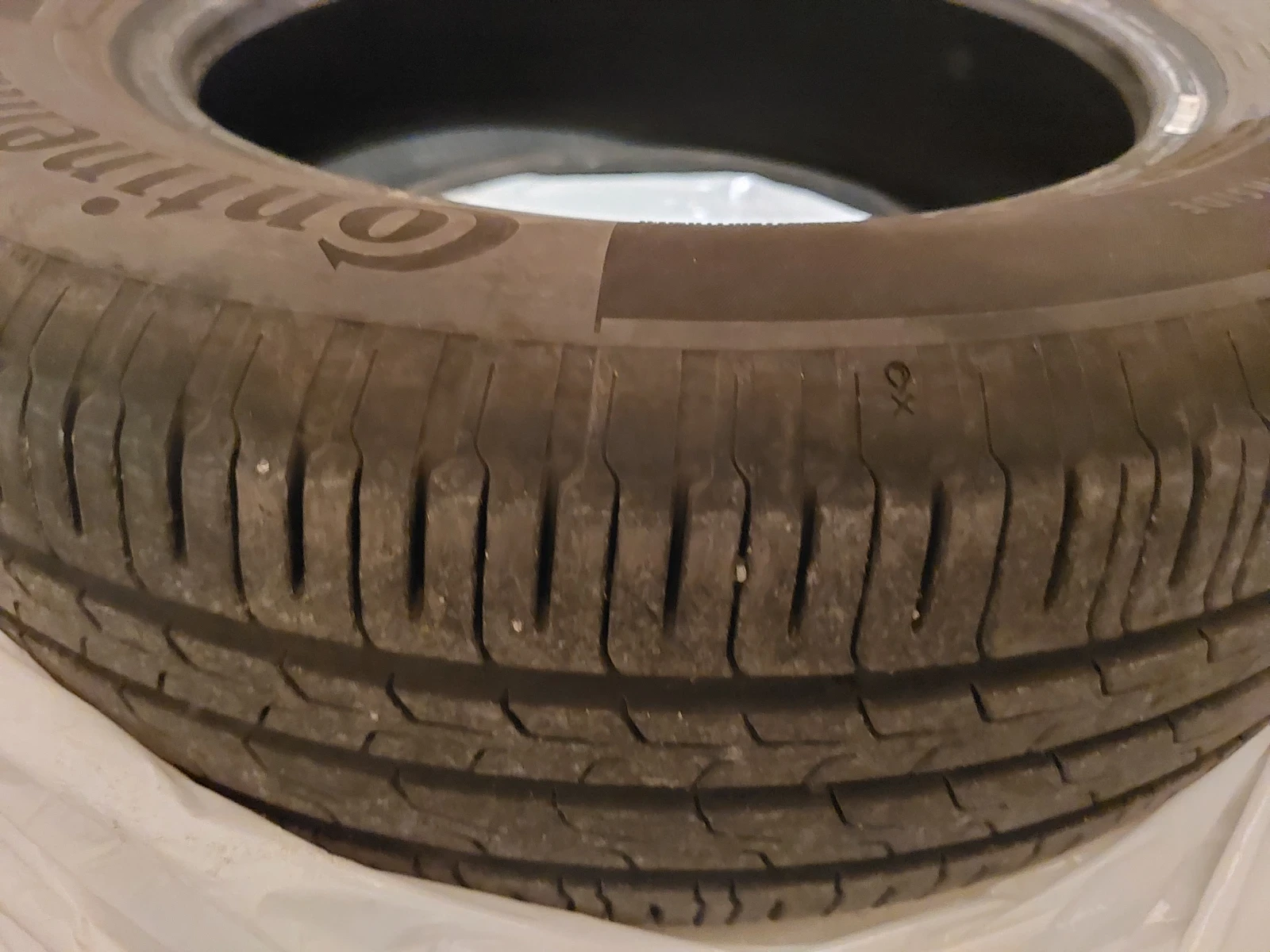 Гуми Летни 185/65R15, снимка 2 - Гуми и джанти - 54491106
