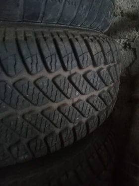 Гуми Всесезонни 175/70R13, снимка 2 - Гуми и джанти - 52692882