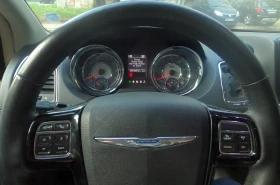 Chrysler Town and Country Touring, снимка 9
