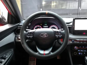 Hyundai Veloster  1.6 Turbo Sports, снимка 13