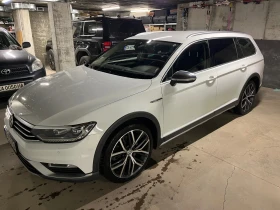 Обява за продажба на VW Passat Alltrack, 240 к.с., 4 motion, Full LED ~36 666 лв. - изображение 1