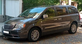 Chrysler Town and Country Touring | Auto.bg — изображение 3