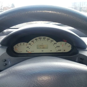 Mercedes-Benz A 170 - 1500 € - 64775989 16