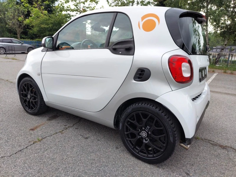 Smart Fortwo 1,0i 71ps EURO 6, снимка 4 - Автомобили и джипове - 41145453