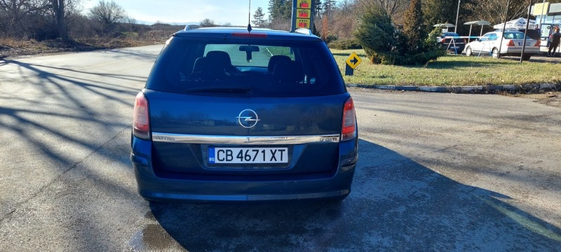 Opel Astra 1.7 CDTI, снимка 5 - Автомобили и джипове - 45117523