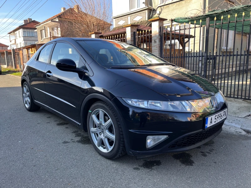 Honda Civic 8, снимка 6 - Автомобили и джипове - 48518283