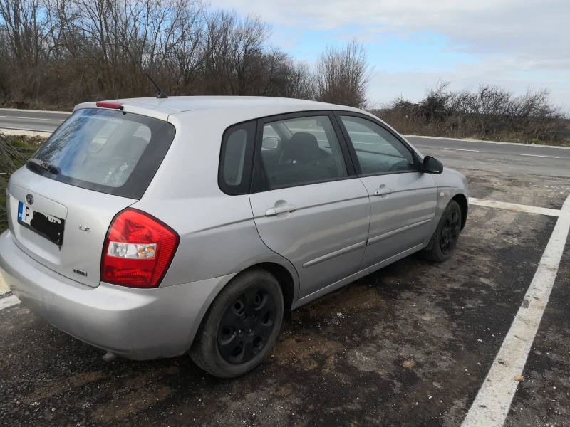 Kia Cerato, снимка 16 - Автомобили и джипове - 48839000