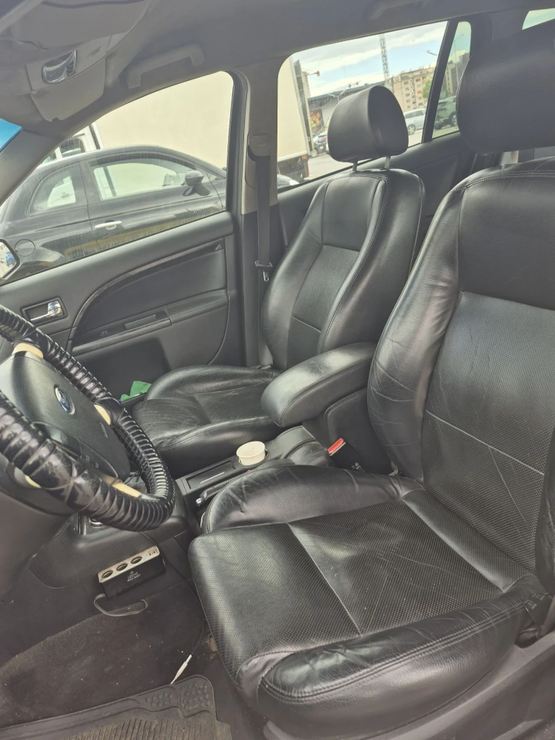 Ford Mondeo 2.2 Tdci, снимка 8 - Автомобили и джипове - 52579403