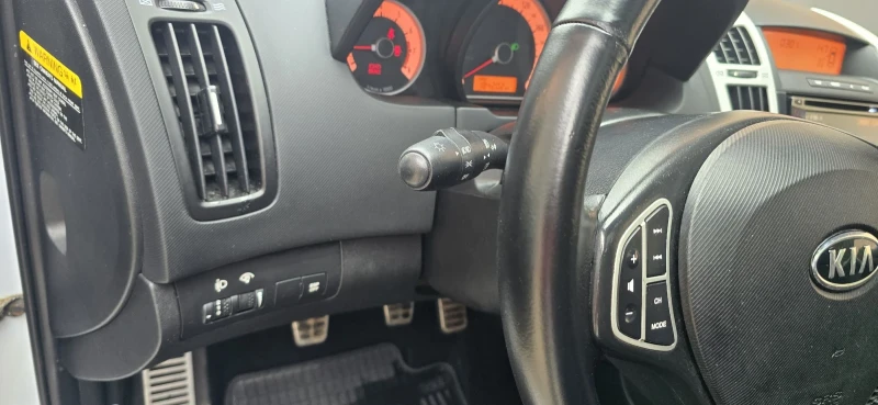 Kia Pro ceed 2.0i, Navi, Кожа, снимка 8 - Автомобили и джипове - 53338235