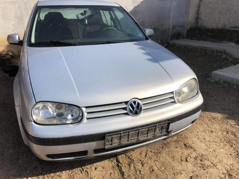 VW Golf 1.4 16v бензин 2 броя на части - [1] 