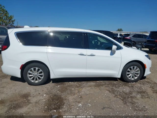Chrysler Pacifica TOURING PLUS - изображение 7
