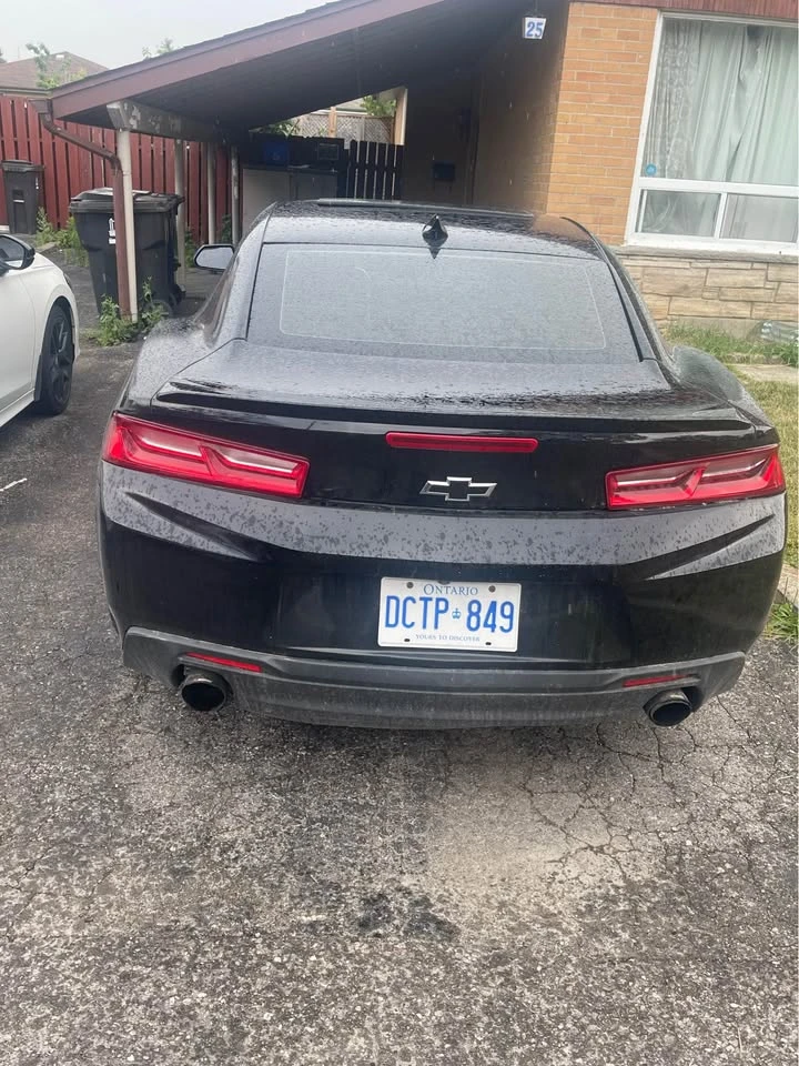 Chevrolet Camaro * Sunroof* Remote Start* Bluetooth & Backup Camera - изображение 5