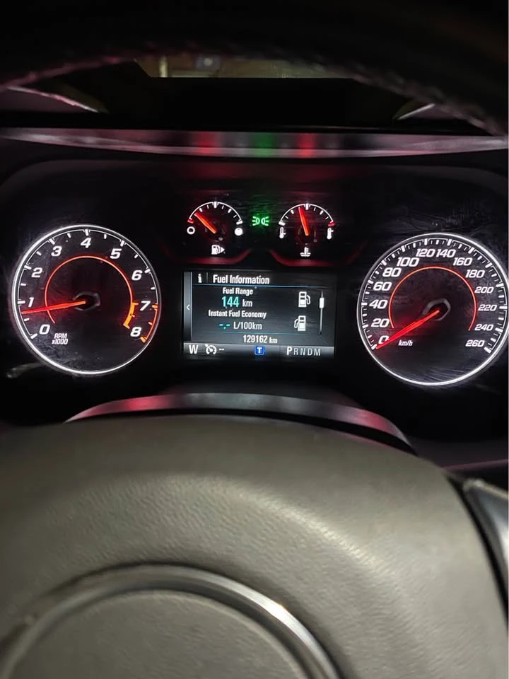 Chevrolet Camaro * Sunroof* Remote Start* Bluetooth & Backup Camera - изображение 4