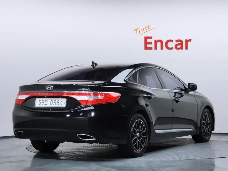 Hyundai Grandeur 2.4, снимка 2 - Автомобили и джипове - 54626069
