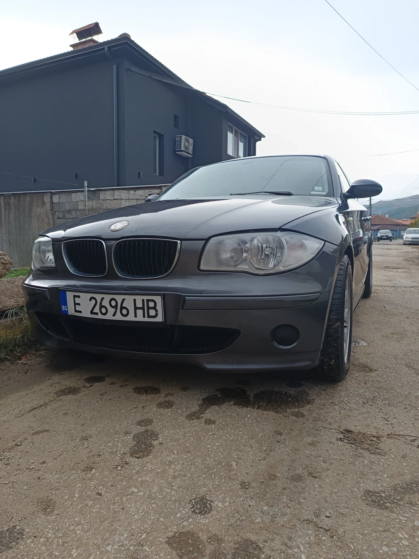 BMW 120, снимка 1