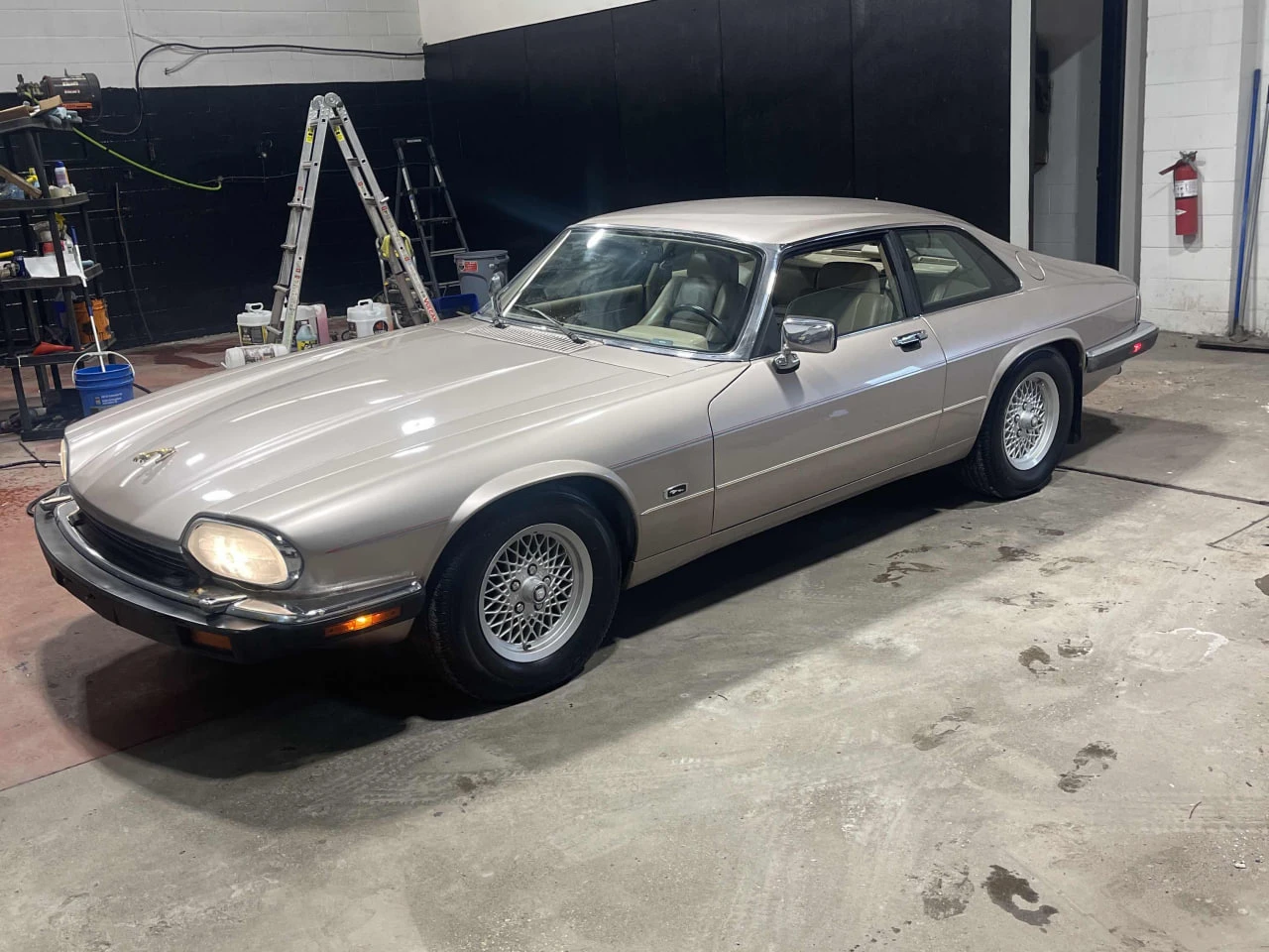 Jaguar Xjs CARFAX* АВТОФИНАНСИРАНЕ БЕЗ ПЪРВОНАЧАЛНА ВНОСКА, снимка 1