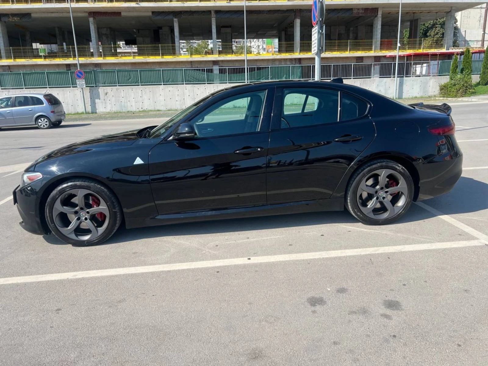 Alfa Romeo Giulia Q4 Veloce 2.0T - изображение 3