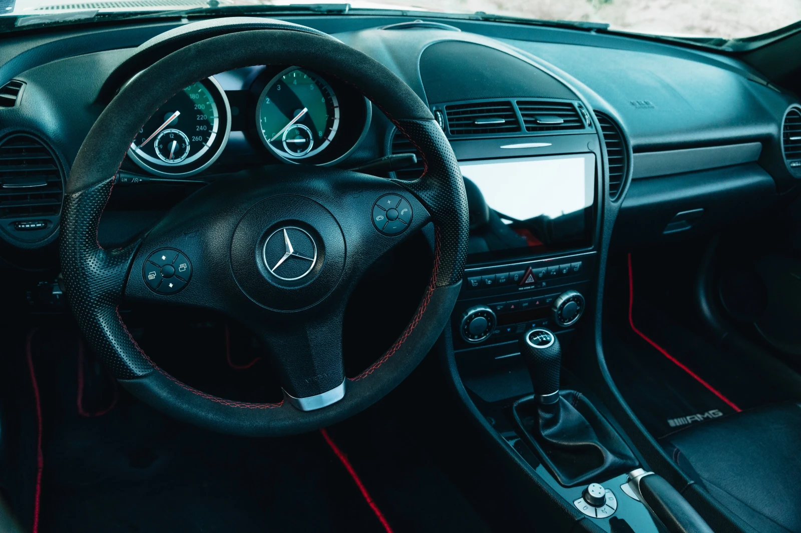 Mercedes-Benz SLK 280 Ръчни ск., снимка 7 - Автомобили и джипове - 54439124