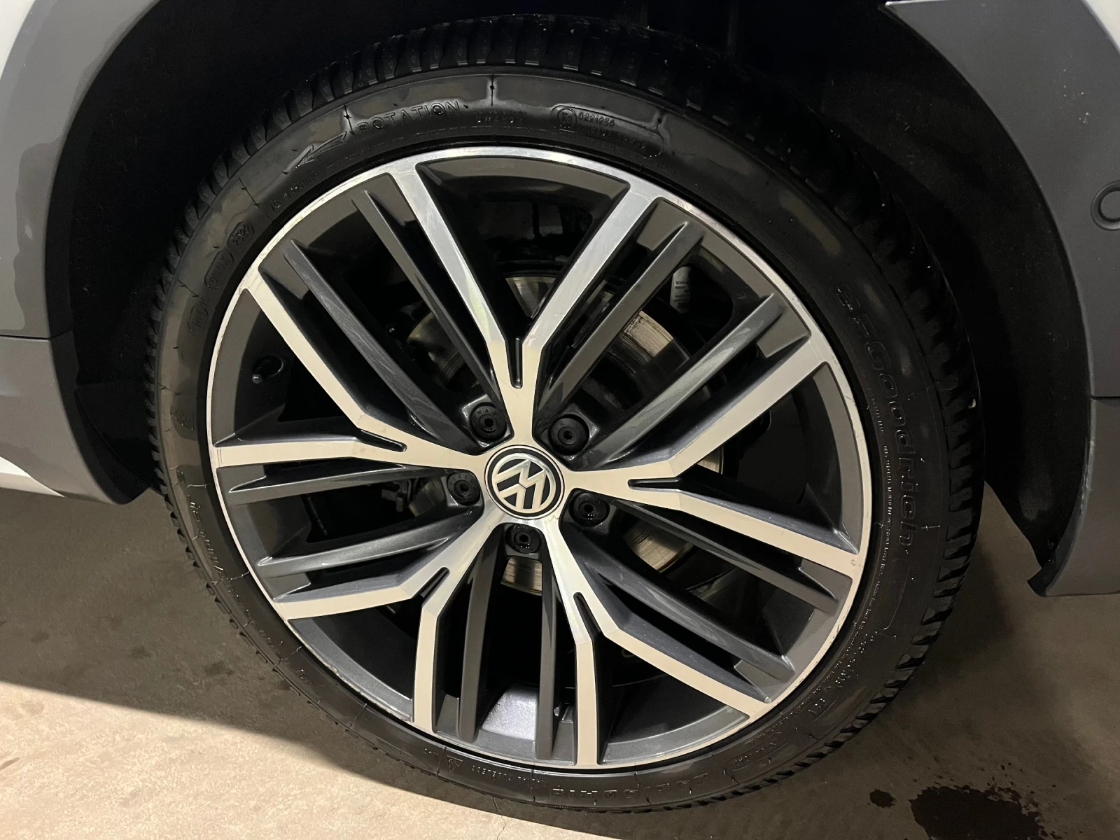 VW Passat Alltrack, 240 к.с., 4 motion, Full LED - изображение 6