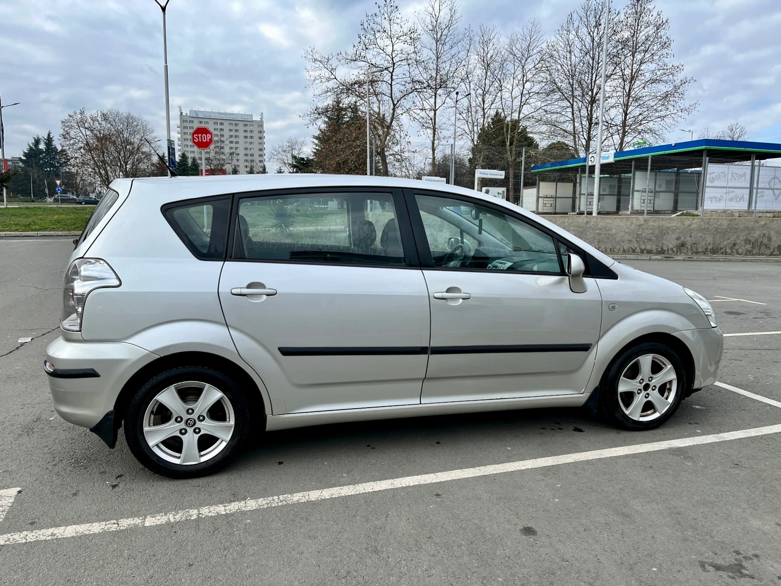 Toyota Corolla verso  - изображение 2