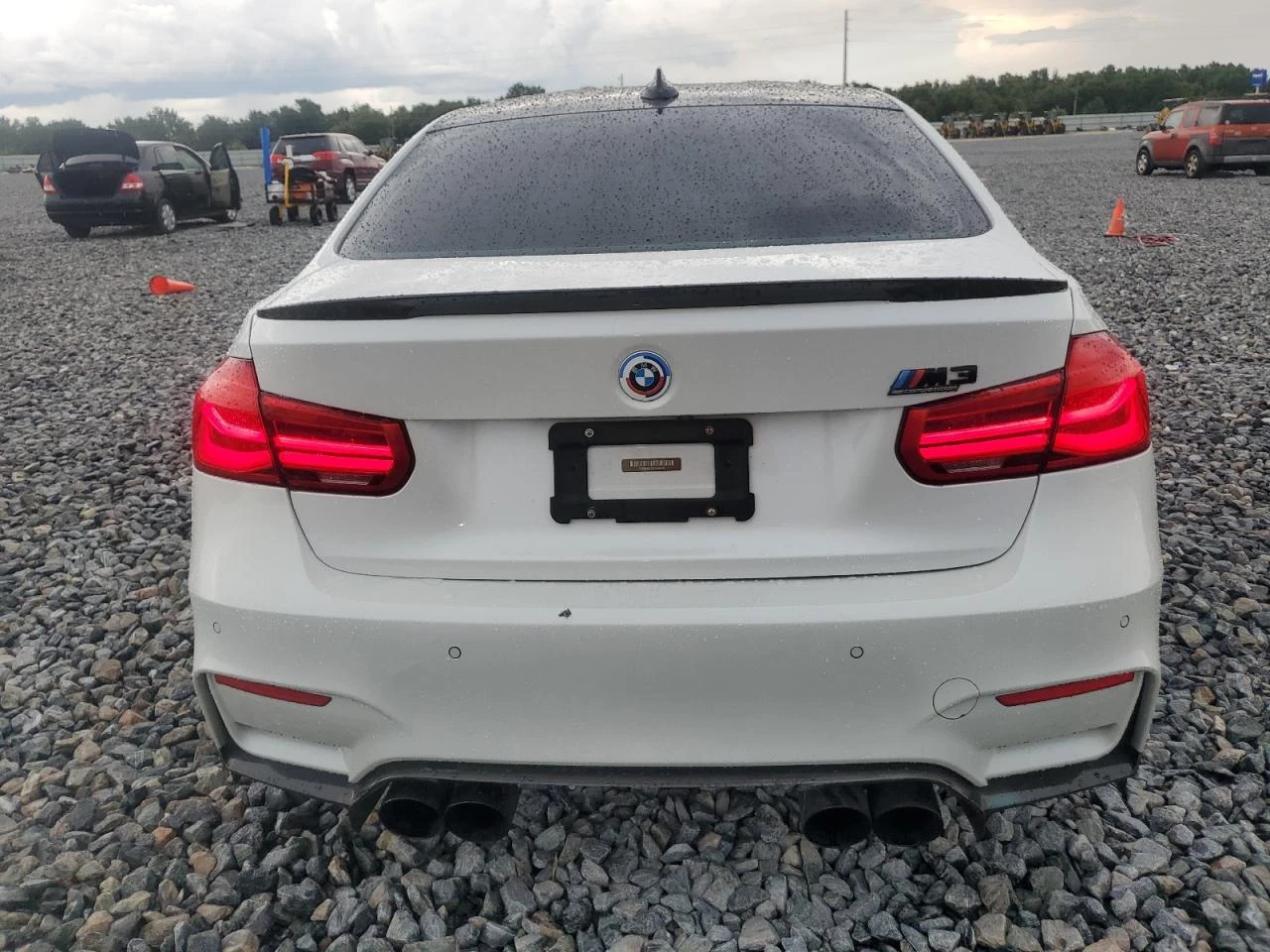 BMW M3 COMPETITION* SHADOWLINE* HEAD UP* HARMAN* ЩОРИ - изображение 6