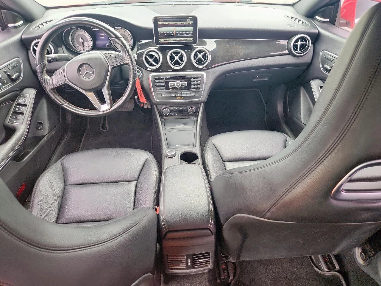 Mercedes-Benz CLA 250  - изображение 9