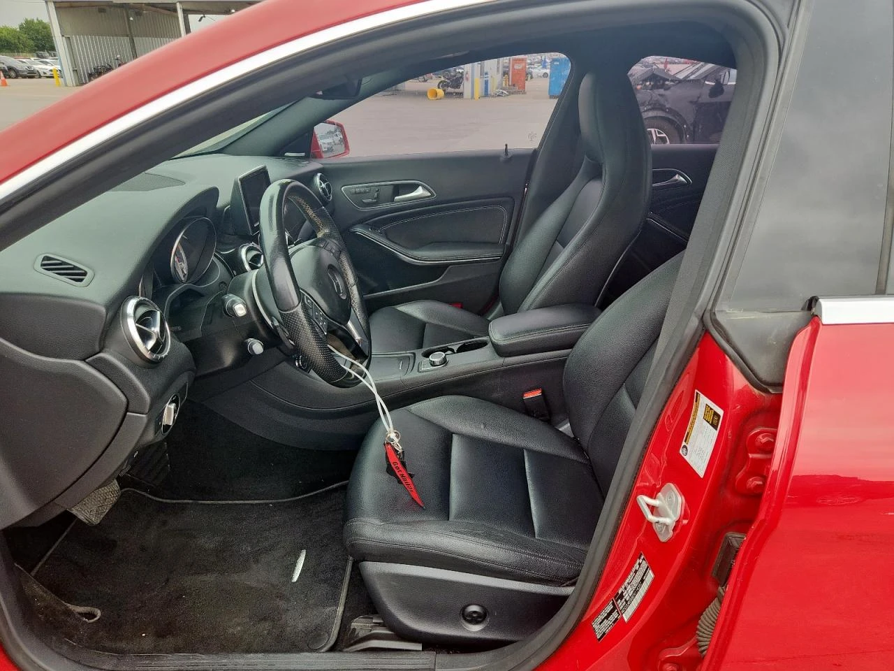Mercedes-Benz CLA 250  - изображение 8