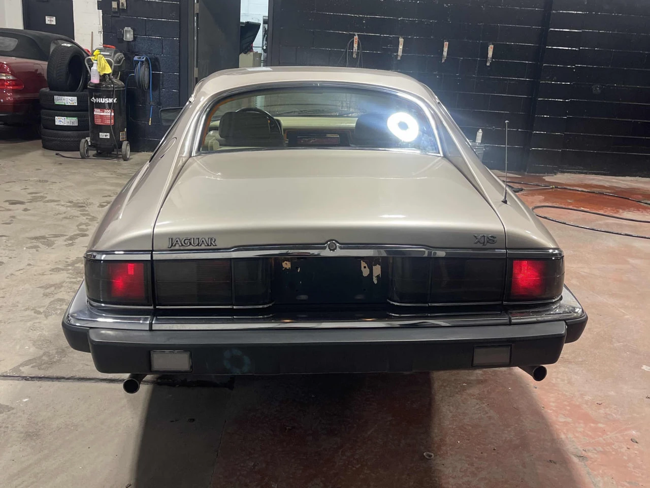 Jaguar Xjs CARFAX* АВТОФИНАНСИРАНЕ БЕЗ ПЪРВОНАЧАЛНА ВНОСКА - изображение 4