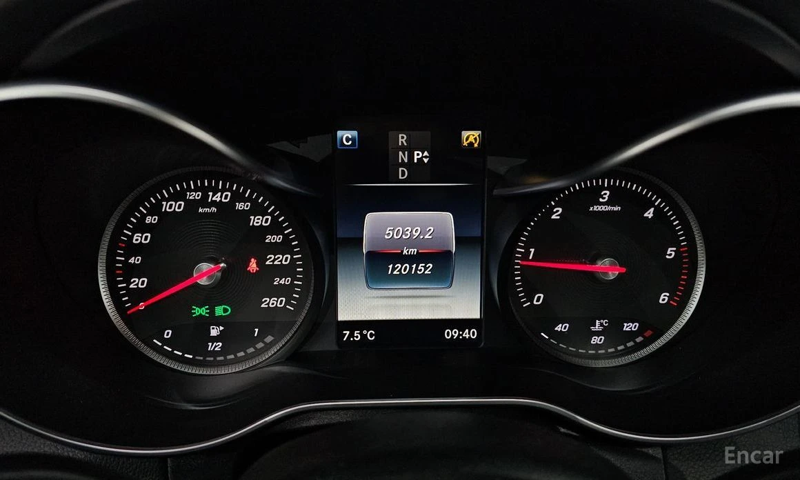 Mercedes-Benz C 220  - изображение 8