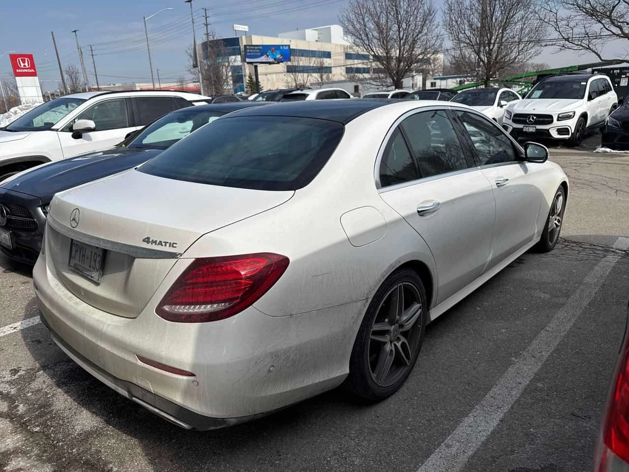 Mercedes-Benz E 450 * 4MATIC* DISTRONIC* BURMESTER* ОБДУХВАНЕ*  - изображение 3