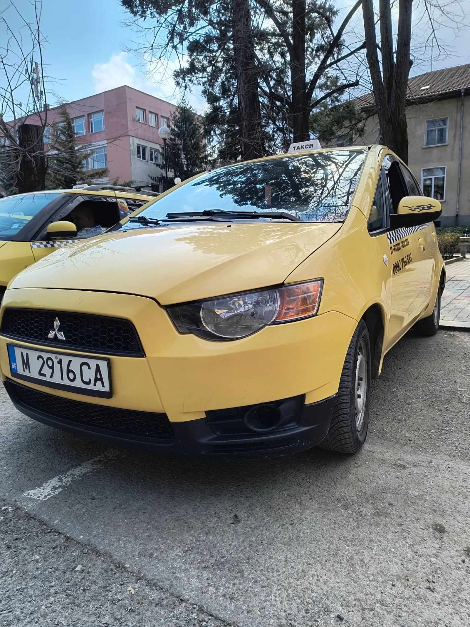 Mitsubishi Colt 1.1, снимка 2 - Автомобили и джипове - 53870945
