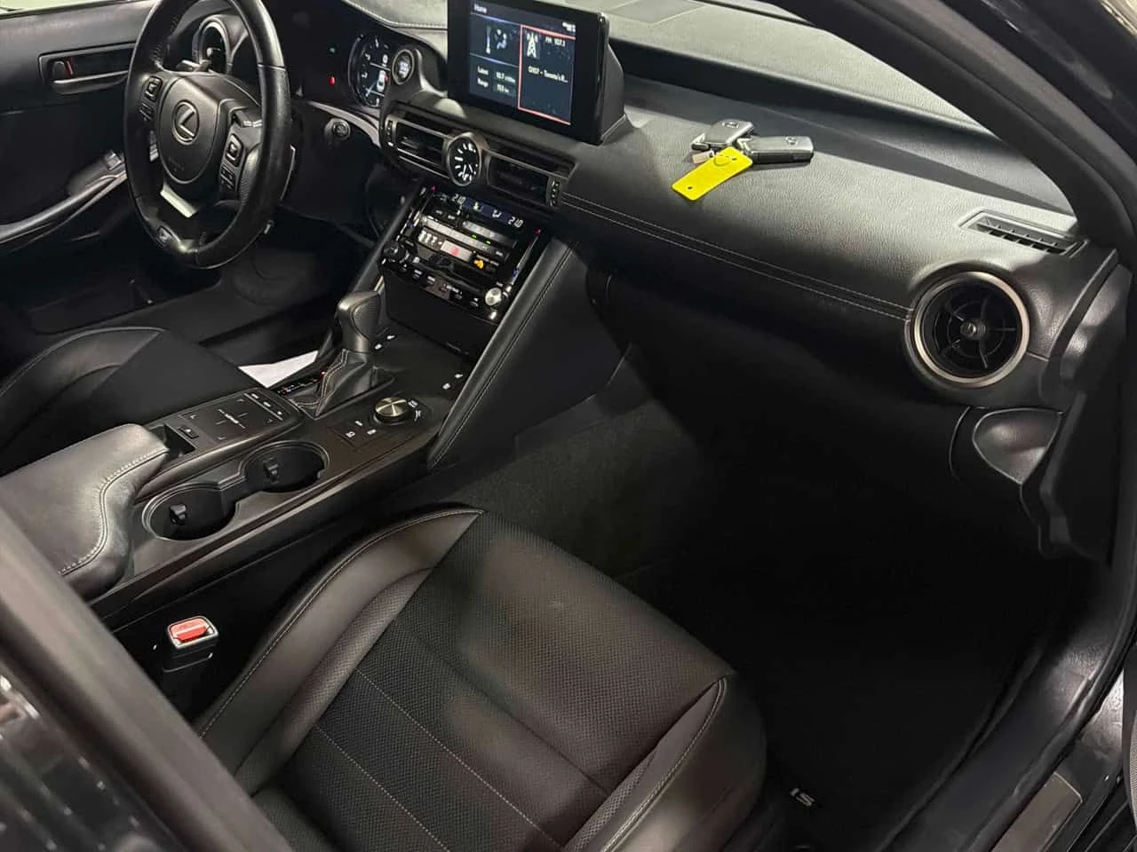 Lexus IS * 300 * CARFAX * ЦЕНА ДО БГ, снимка 3 - Автомобили и джипове - 53998794