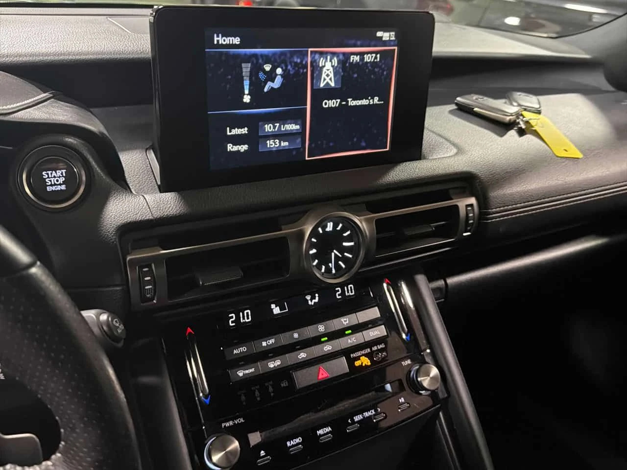 Lexus IS * 300 * CARFAX * ЦЕНА ДО БГ, снимка 12 - Автомобили и джипове - 53998794