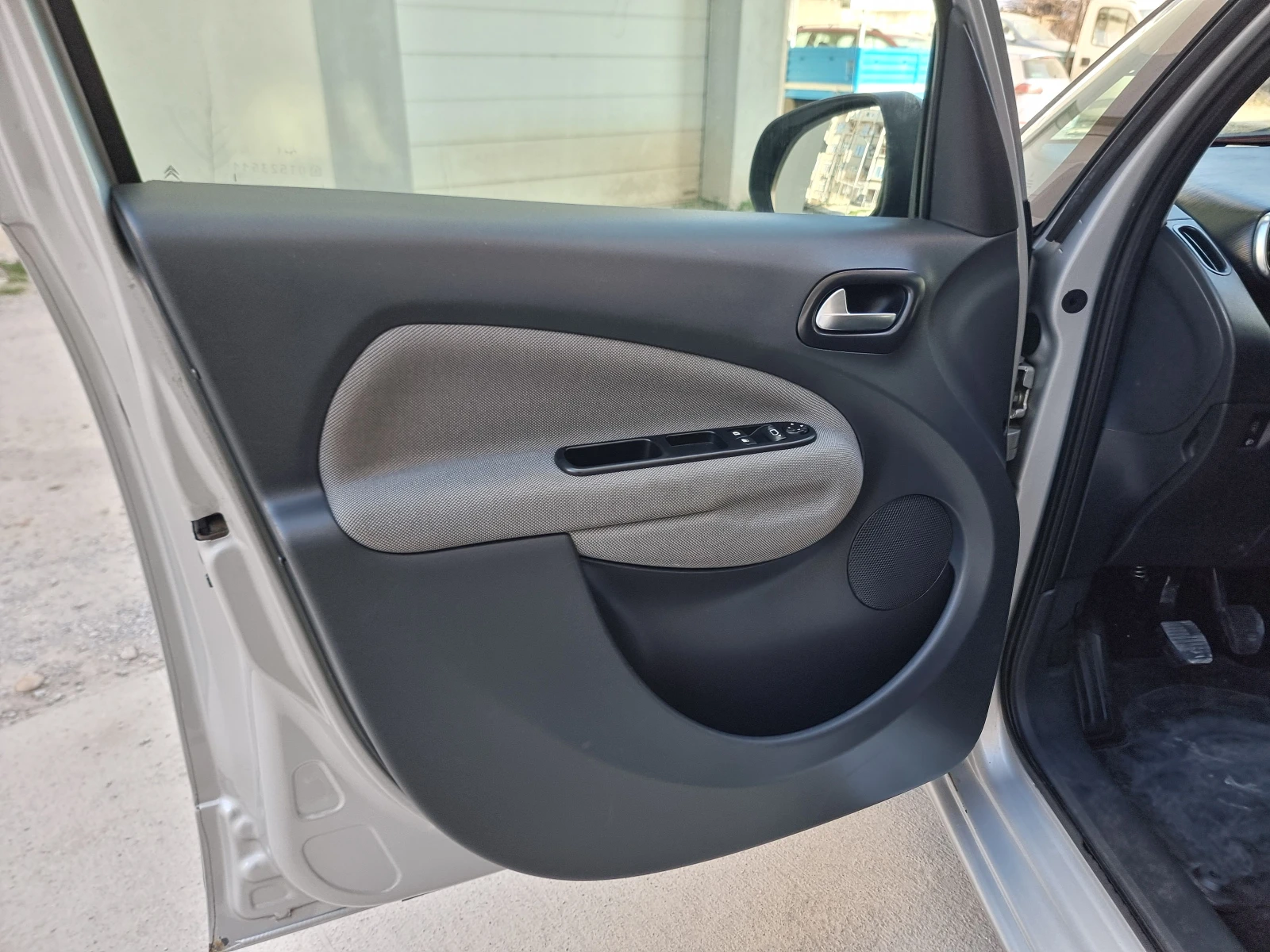 Citroen C3 Picasso 1.6 HDI, снимка 15 - Автомобили и джипове - 54157825