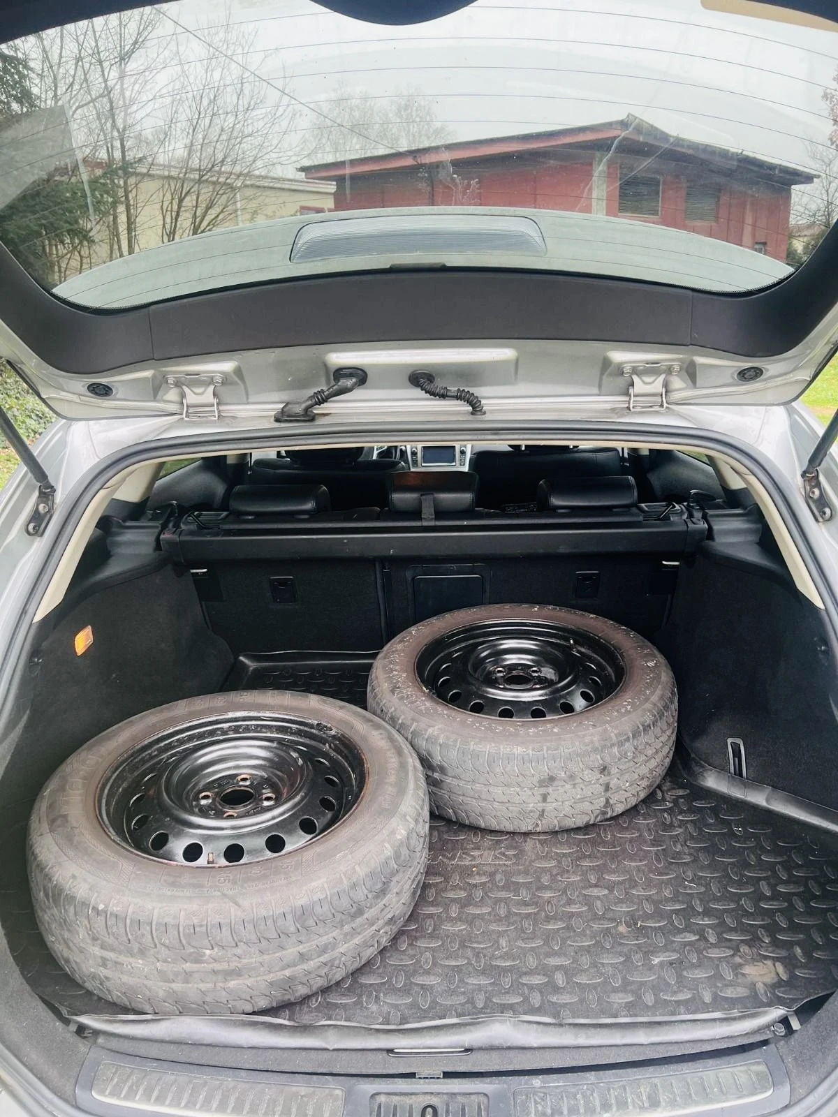 Toyota Avensis 2.2 150 K.C FULL ЕКСТРИ , снимка 7 - Автомобили и джипове - 54158517