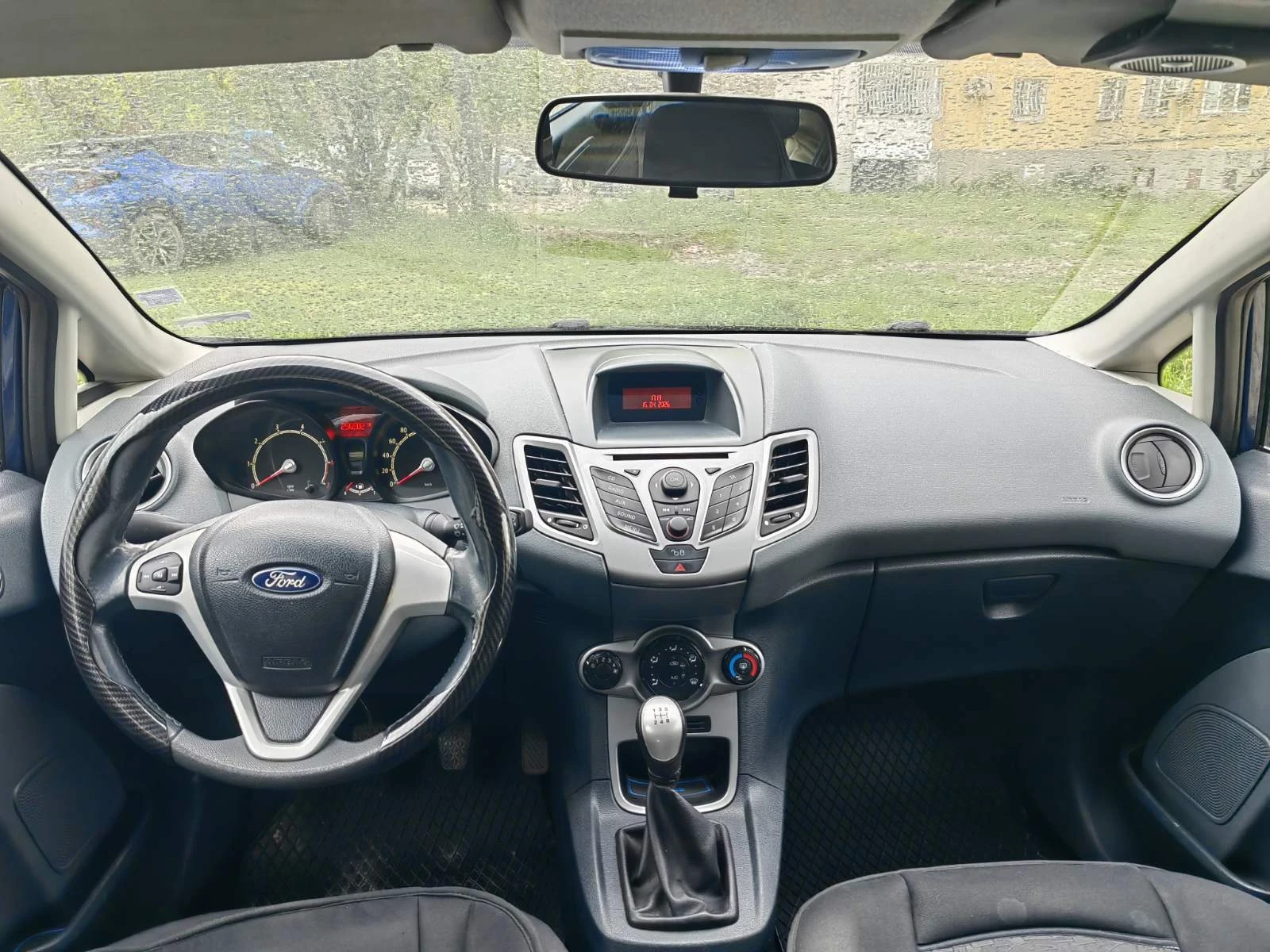 Ford Fiesta, снимка 2 - Автомобили и джипове - 54208473