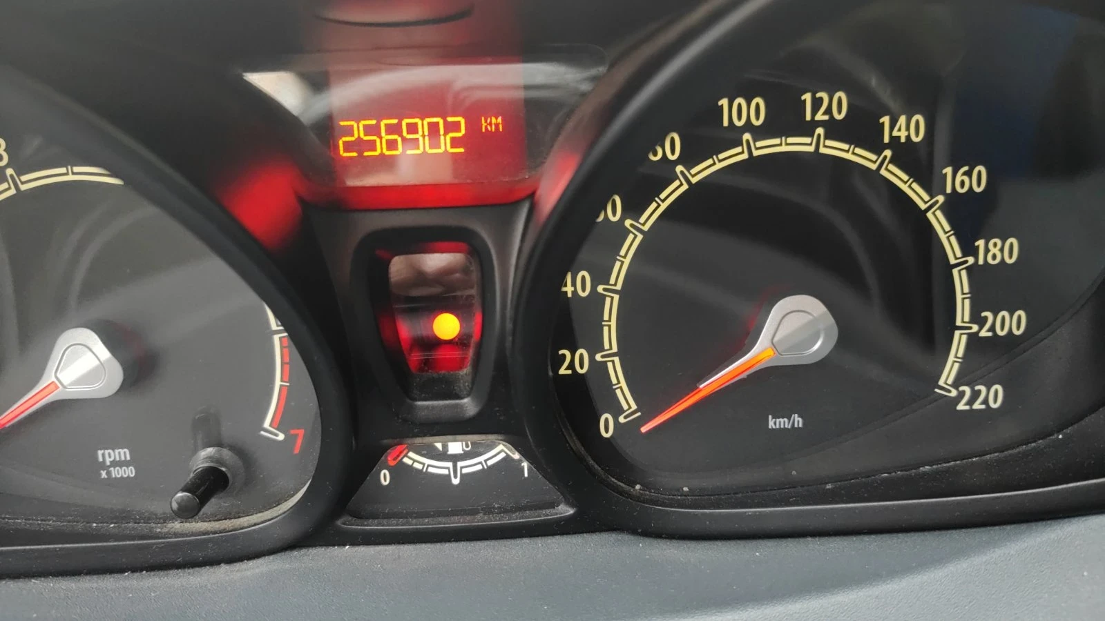 Ford Fiesta, снимка 6 - Автомобили и джипове - 54208473