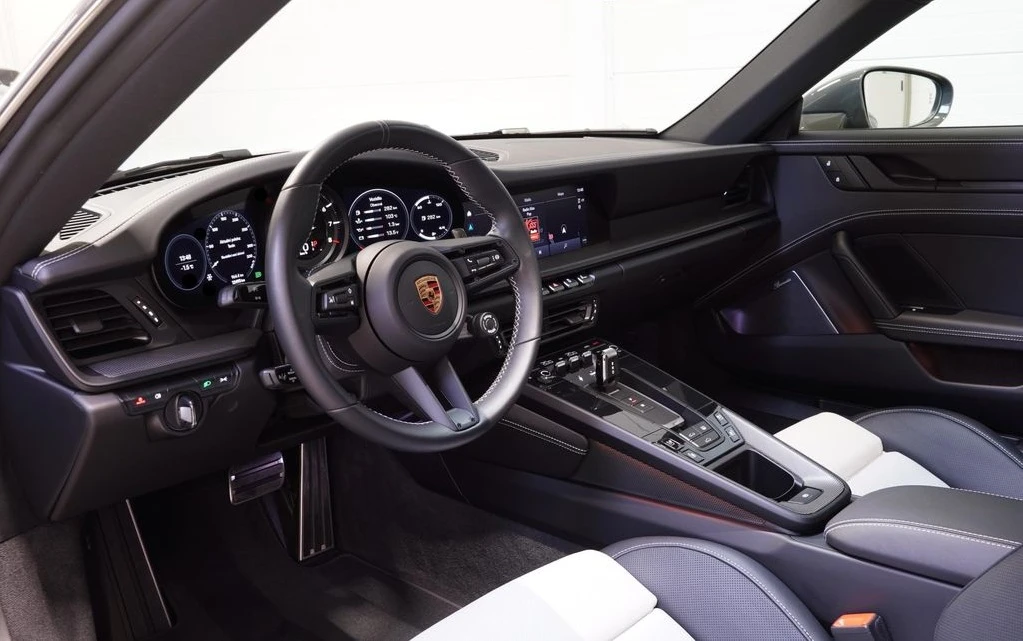 Porsche 911 Carrera 4 GTS, снимка 6 - Автомобили и джипове - 54212068