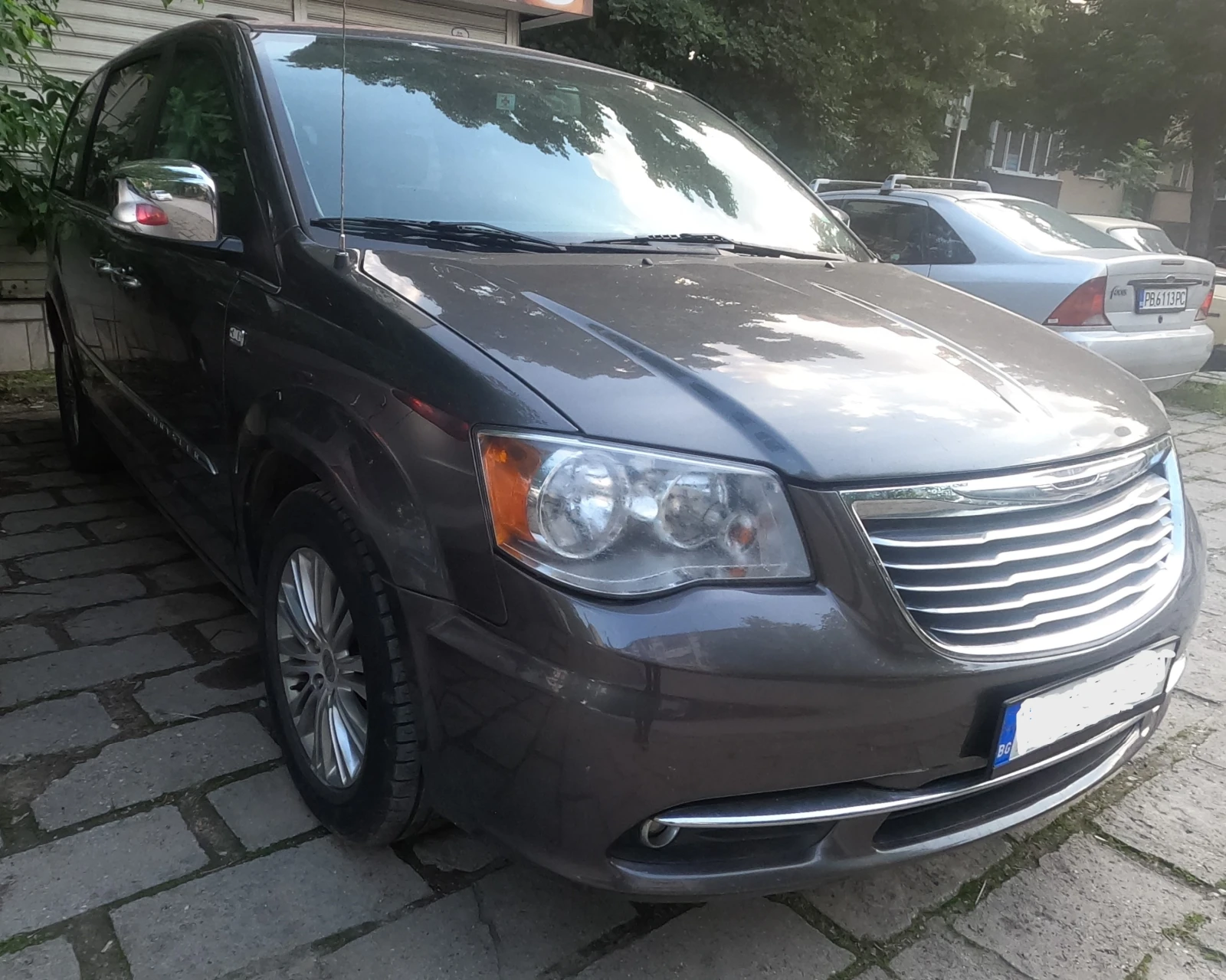 Chrysler Town and Country Touring | Mobile.bg � ����������� 10