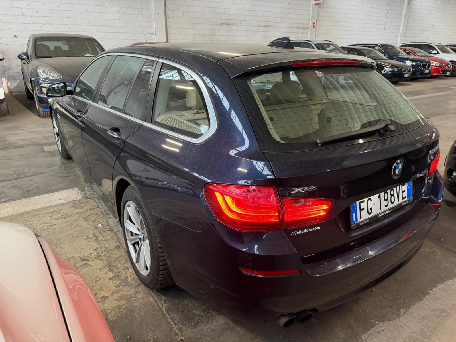BMW 520, снимка 4 - Автомобили и джипове - 54637188