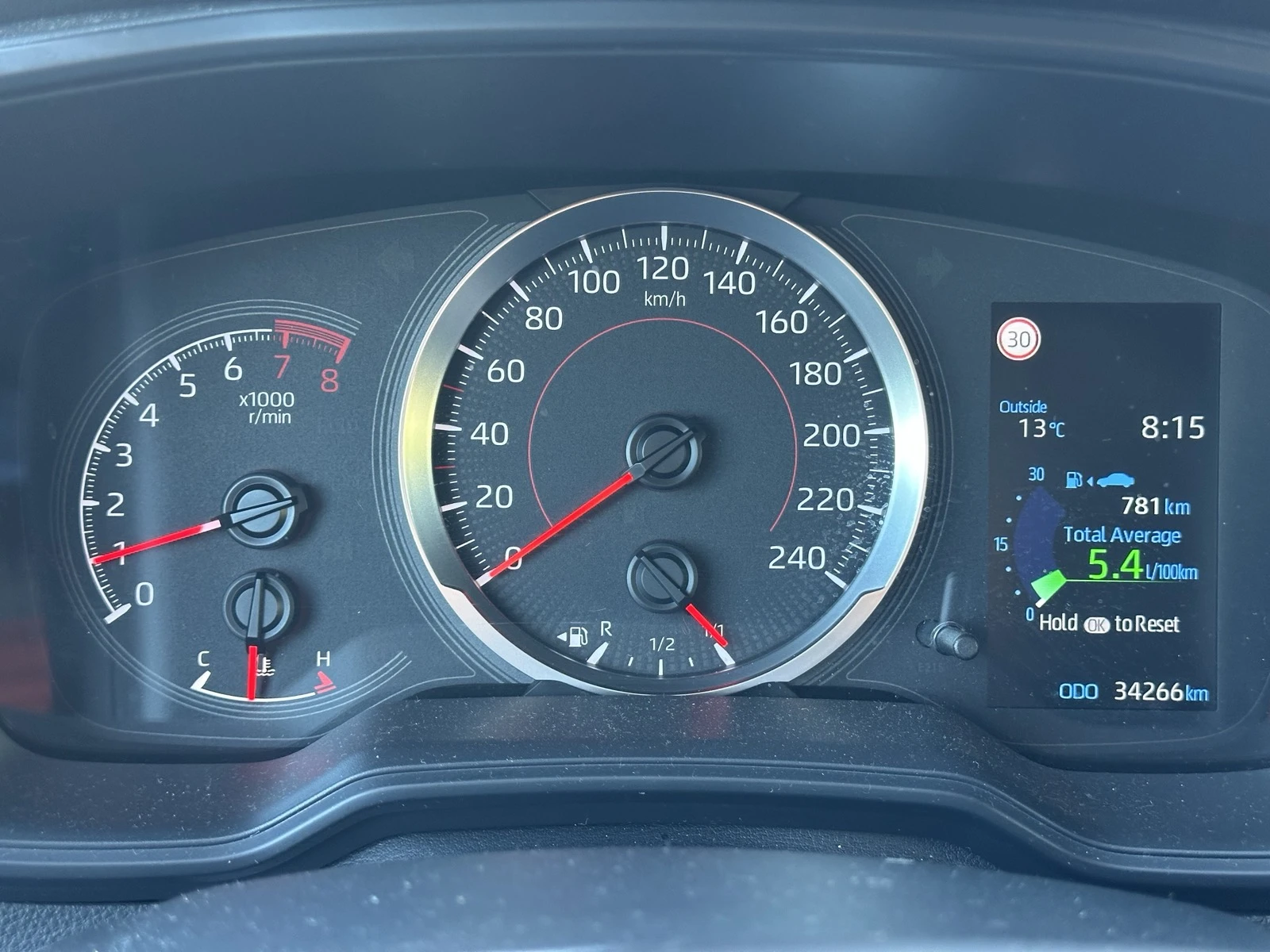 Toyota Corolla 1.5, снимка 9 - Автомобили и джипове - 54707365