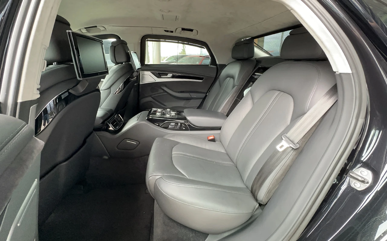 Audi A8 L 6.3 W12 FSI quattro Security, снимка 7 - Автомобили и джипове - 54885163