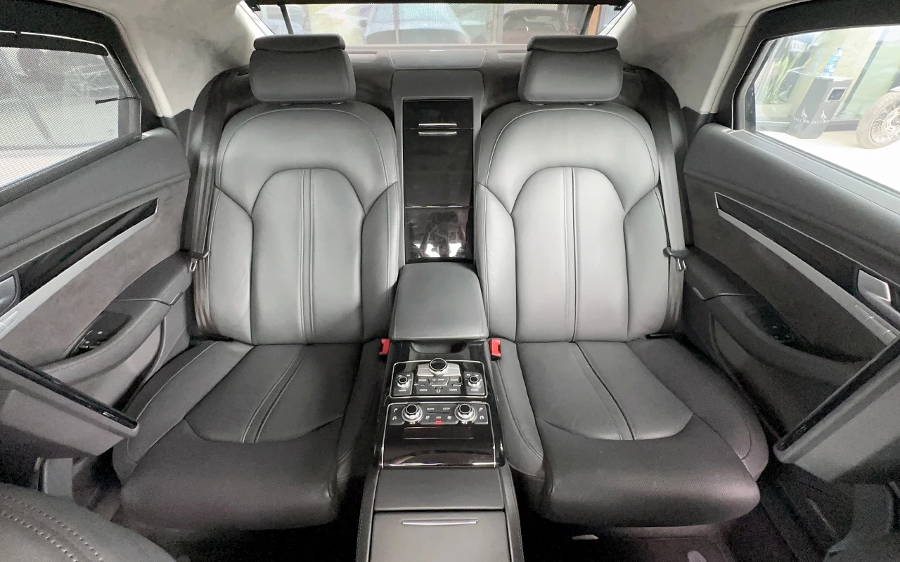 Audi A8 L 6.3 W12 FSI quattro Security, снимка 8 - Автомобили и джипове - 54885163
