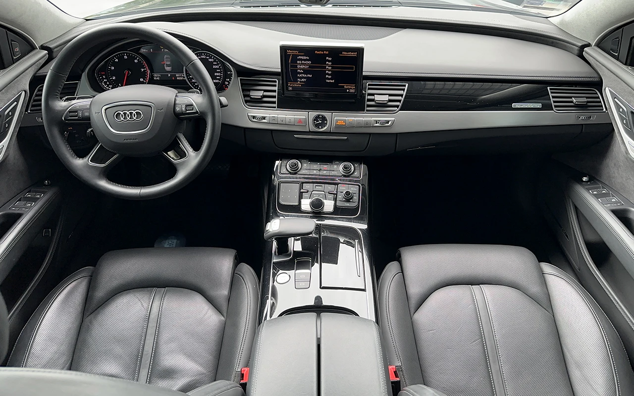 Audi A8 L 6.3 W12 FSI quattro Security, снимка 5 - Автомобили и джипове - 54885163