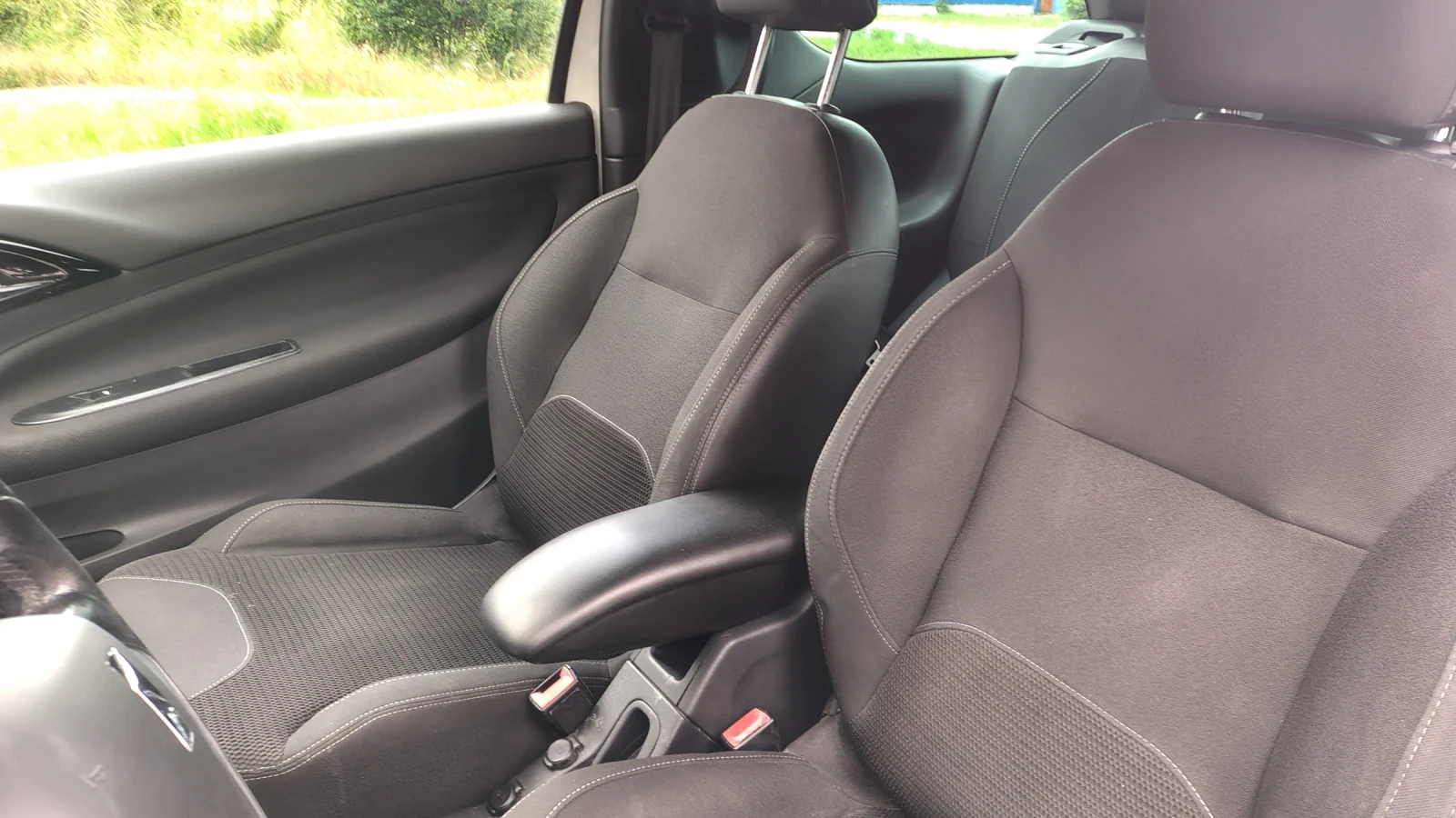 Citroen DS3, снимка 10 - Автомобили и джипове - 54899039