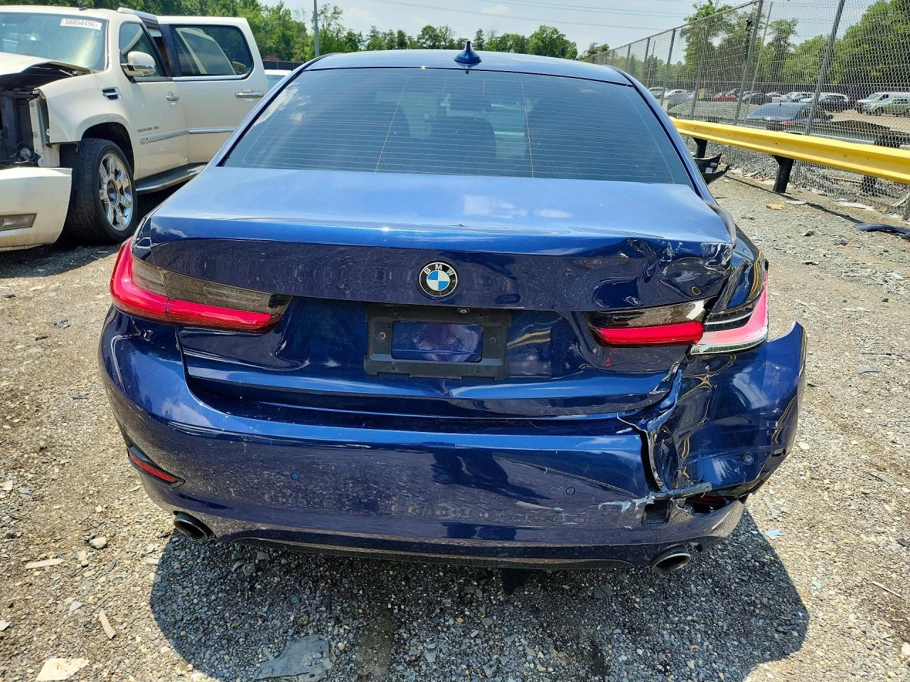 BMW 330, снимка 6 - Автомобили и джипове - 55009554