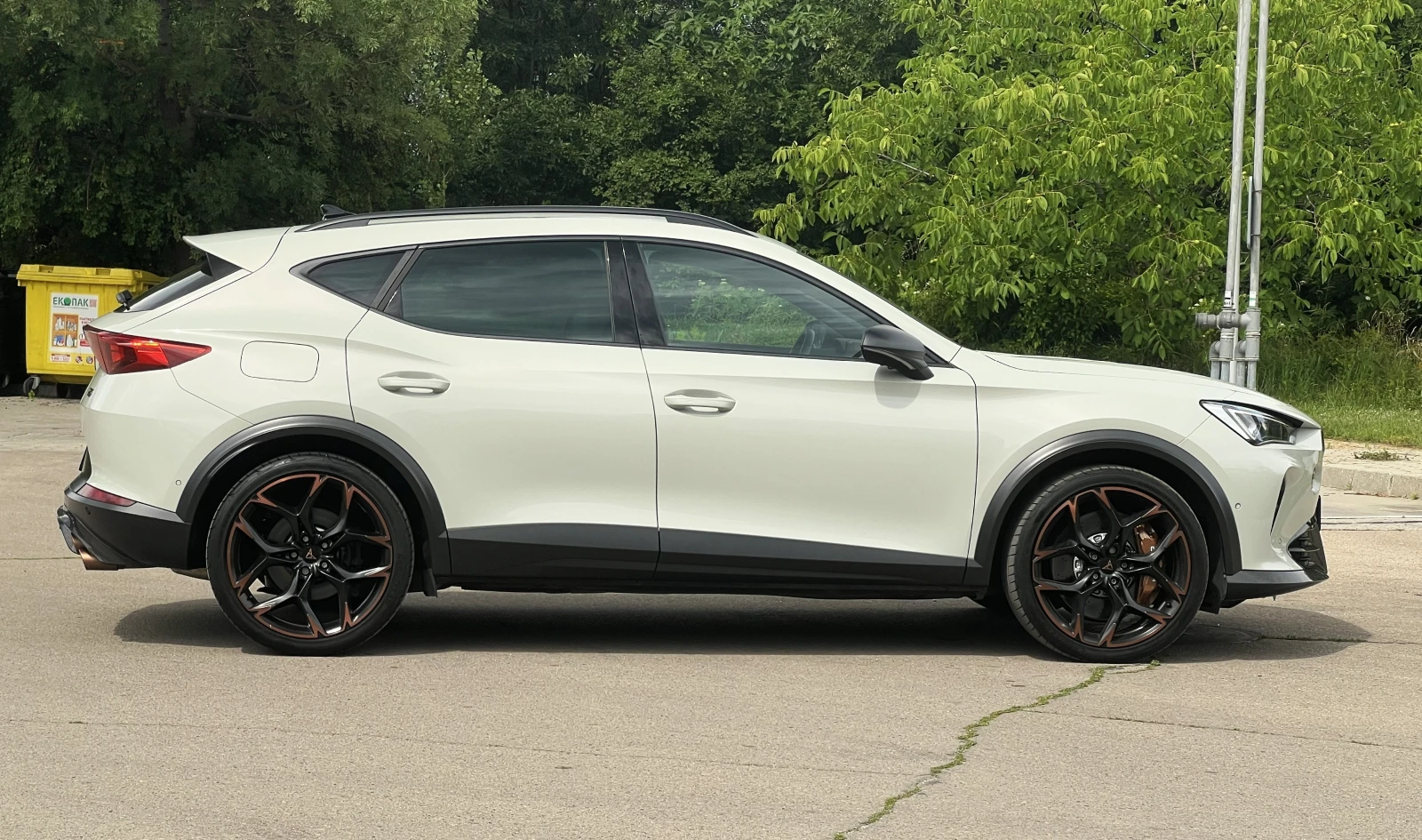 Cupra Formentor 2.5 TSI / VZ5 / DSG / MATRIX /360 / 4X4, снимка 7 - Автомобили и джипове - 55221476