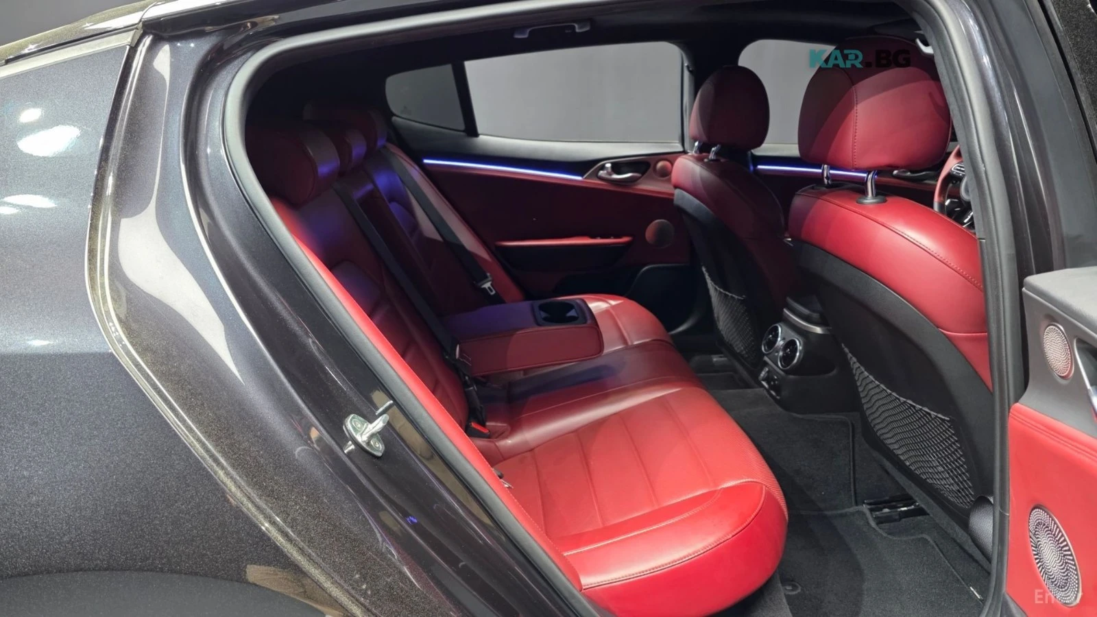Kia Stinger 3.3 GT TURBO* AWD* ОБДУХ* AWD* 360* HUD* , снимка 12 - Автомобили и джипове - 55235700
