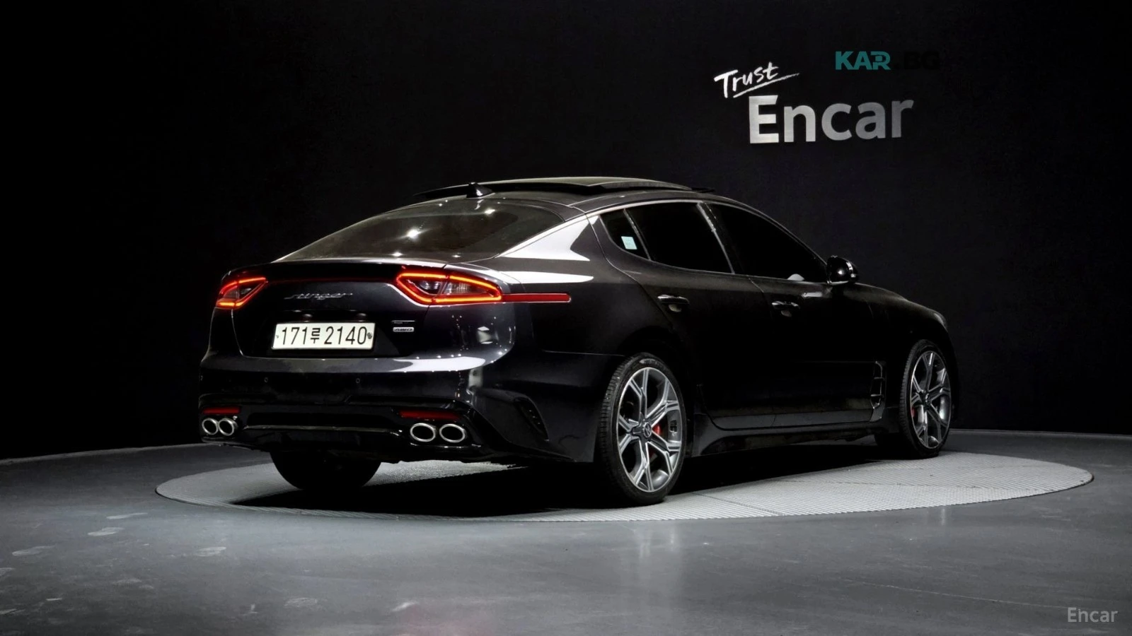 Kia Stinger 3.3 GT TURBO* AWD* ОБДУХ* AWD* 360* HUD* , снимка 2 - Автомобили и джипове - 55235700