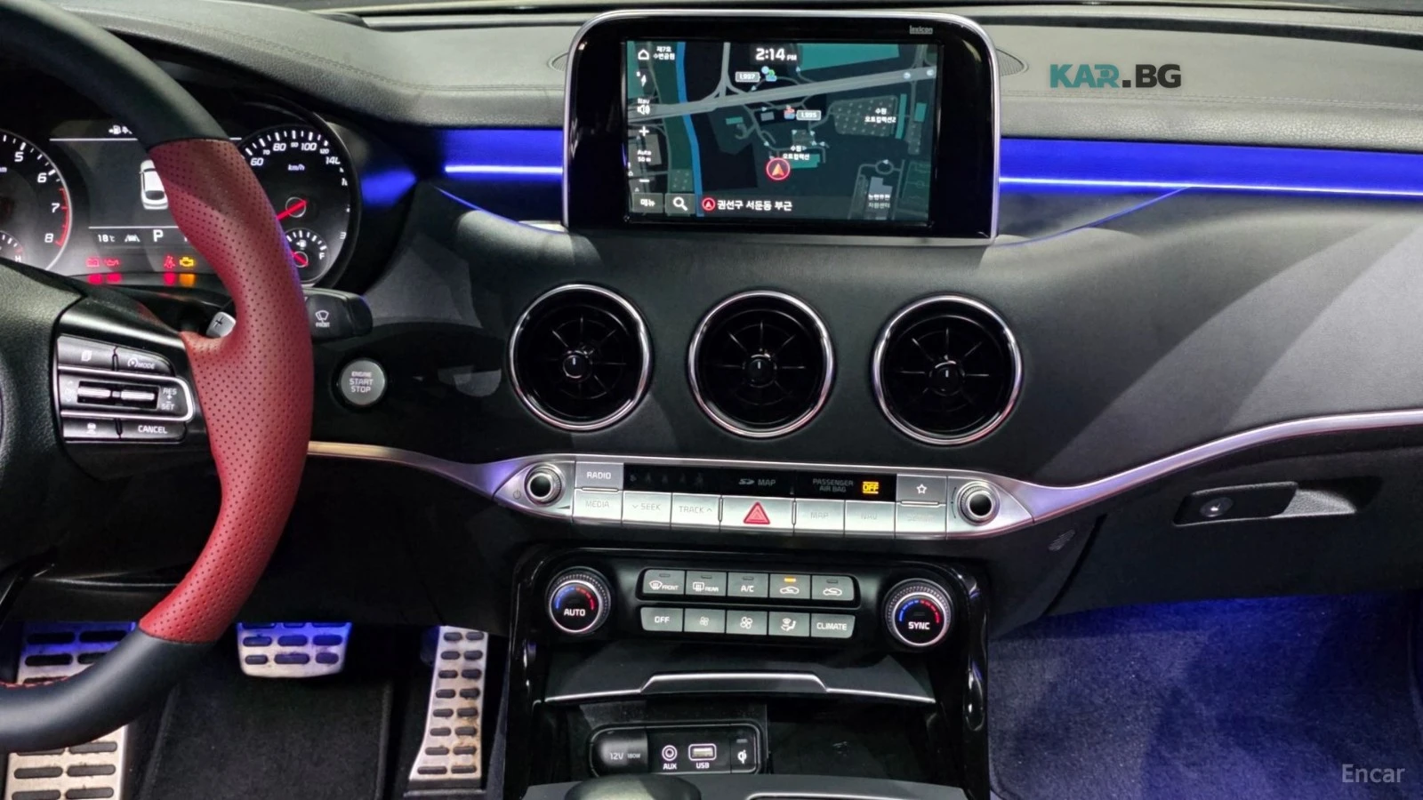 Kia Stinger 3.3 GT TURBO* AWD* ОБДУХ* AWD* 360* HUD* , снимка 14 - Автомобили и джипове - 55235700